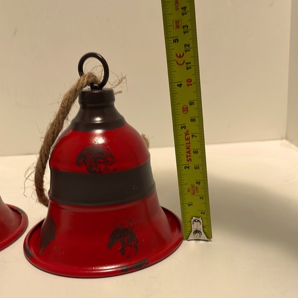 Rustic Country Red Bells - Picture 3 of 4